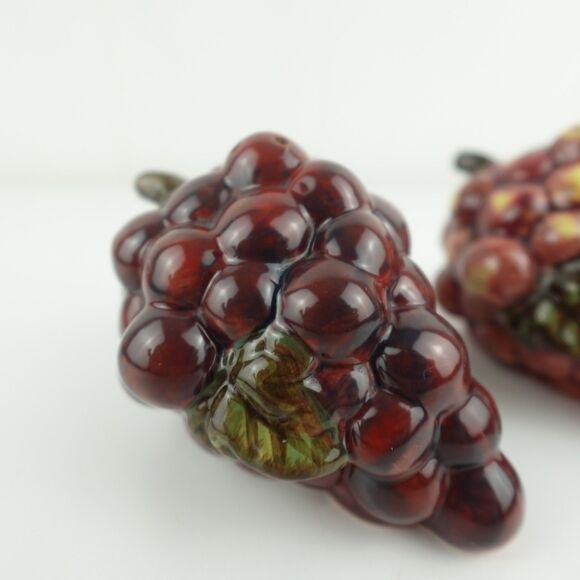 Grape Bunches Ceramic Salt & Pepper Shakers With Stoppers Vintage - Picture 7 of 14